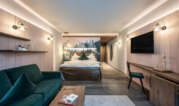 Das Komfortzimmer Baumtraum im Resort Riederalm