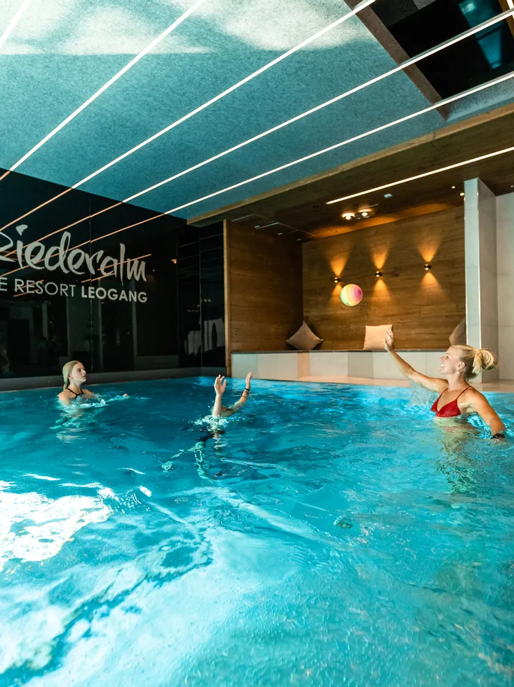Hallenbad in der Riederalm