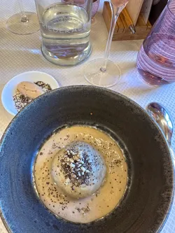 Leogang medlar yeast dumplings