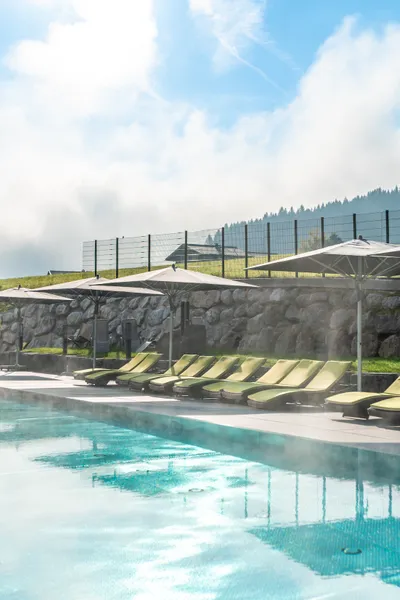 Thermalpool im Mountain Spa
