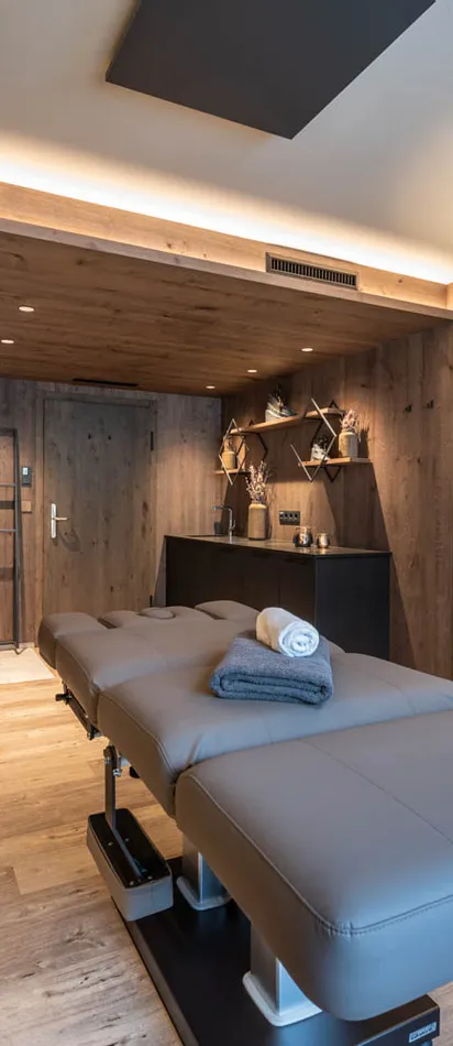 Spa massage table
