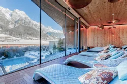 Mountain Spa im Winter