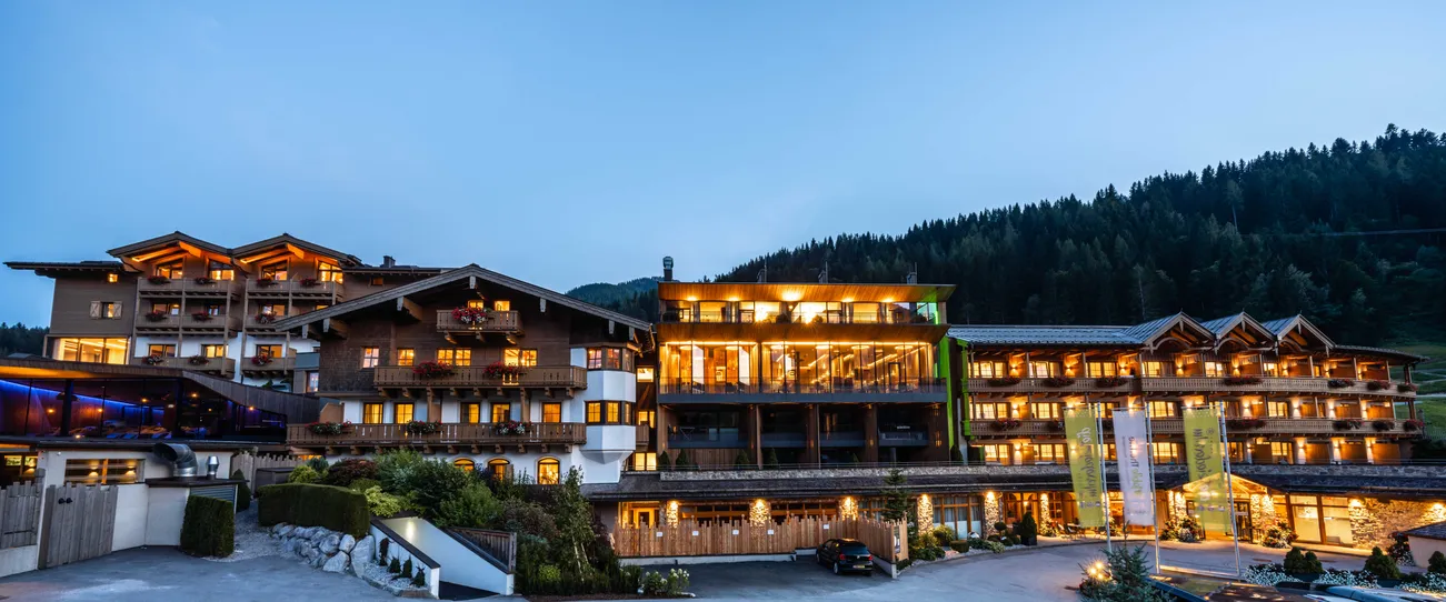 Die Riederalm Saalfelden Leogang bei Nacht